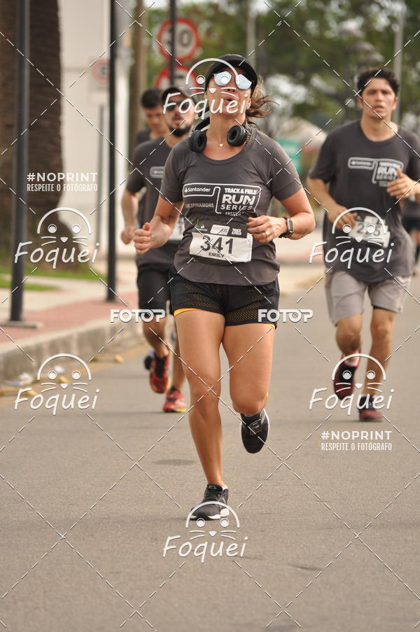 Buy your photos of the eventSantander Track&Field  Run Series - Shopping Vitria on Fotop