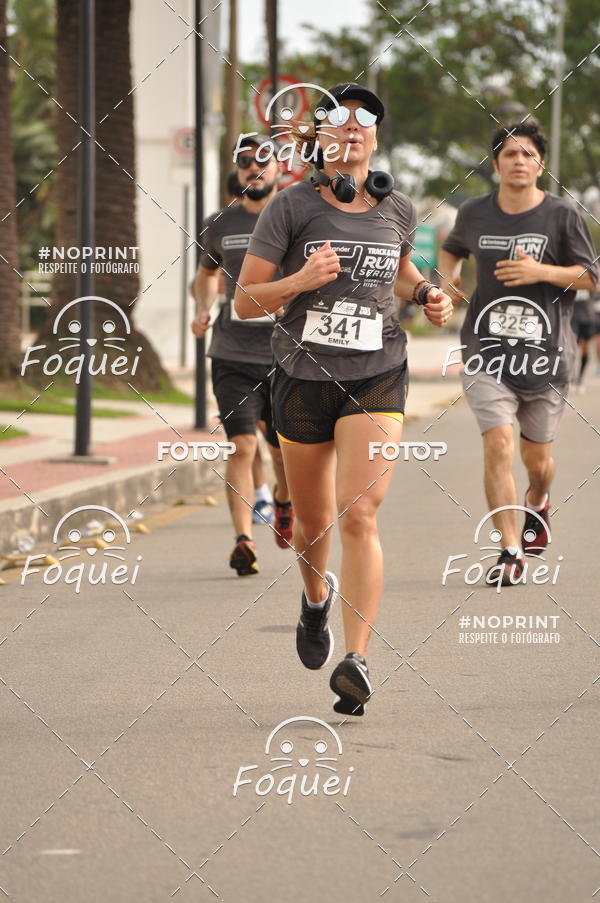 Buy your photos of the eventSantander Track&Field  Run Series - Shopping Vitria on Fotop