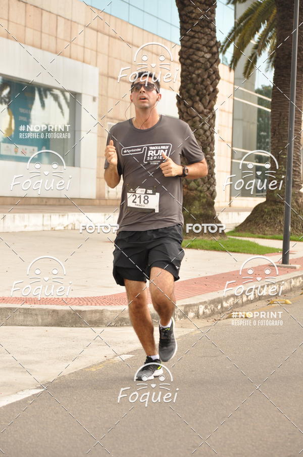 Buy your photos of the eventSantander Track&Field  Run Series - Shopping Vitria on Fotop