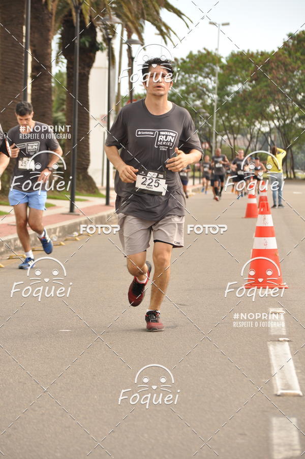 Buy your photos of the eventSantander Track&Field  Run Series - Shopping Vitria on Fotop