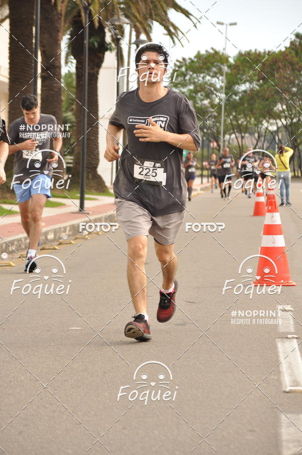 Buy your photos of the eventSantander Track&Field  Run Series - Shopping Vitria on Fotop