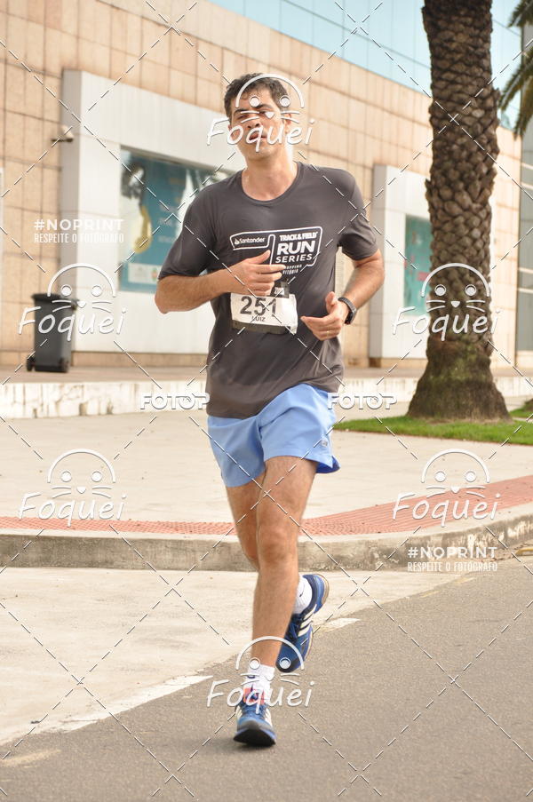 Buy your photos of the eventSantander Track&Field  Run Series - Shopping Vitria on Fotop