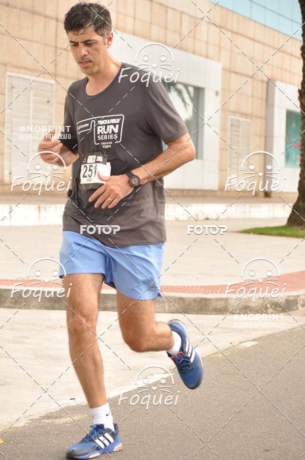 Buy your photos of the eventSantander Track&Field  Run Series - Shopping Vitria on Fotop
