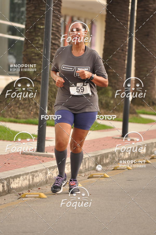 Buy your photos of the eventSantander Track&Field  Run Series - Shopping Vitria on Fotop