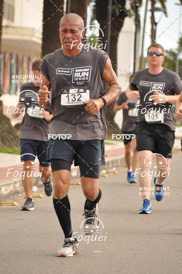 Buy your photos of the eventSantander Track&Field  Run Series - Shopping Vitria on Fotop