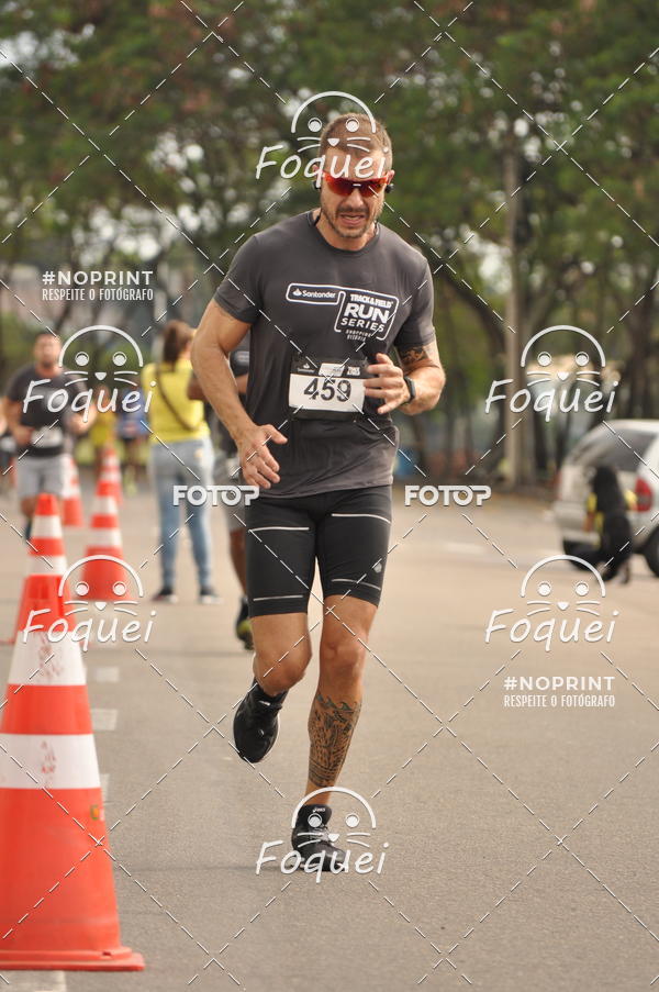 Buy your photos of the eventSantander Track&Field  Run Series - Shopping Vitria on Fotop