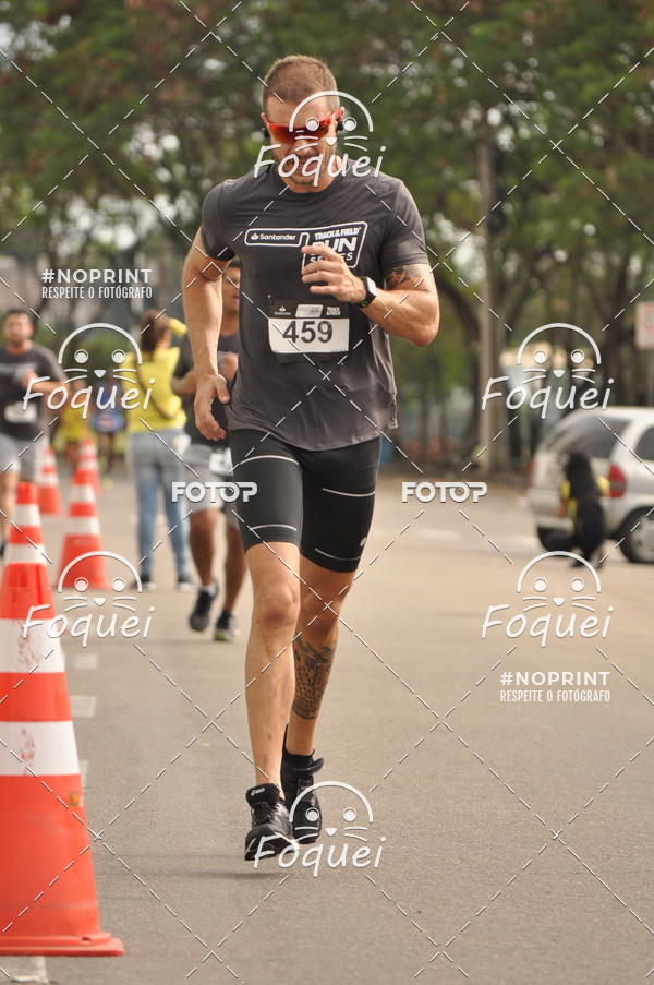 Buy your photos of the eventSantander Track&Field  Run Series - Shopping Vitria on Fotop