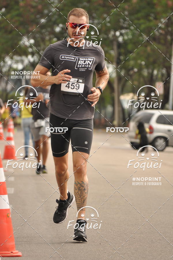 Buy your photos of the eventSantander Track&Field  Run Series - Shopping Vitria on Fotop