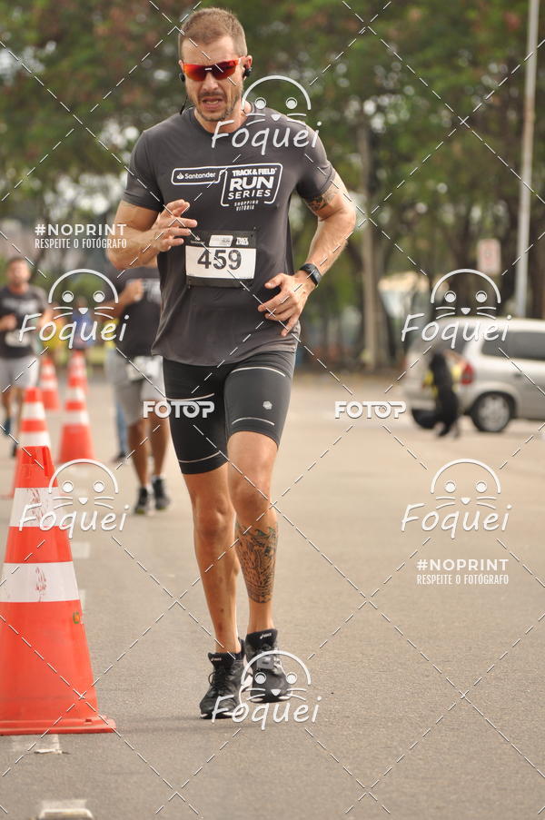 Buy your photos of the eventSantander Track&Field  Run Series - Shopping Vitria on Fotop