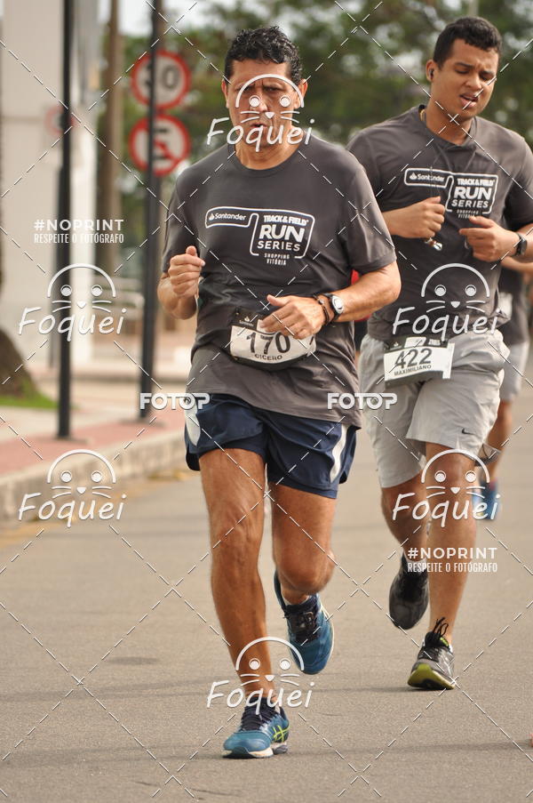 Buy your photos of the eventSantander Track&Field  Run Series - Shopping Vitria on Fotop