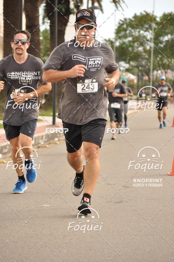 Buy your photos of the eventSantander Track&Field  Run Series - Shopping Vitria on Fotop