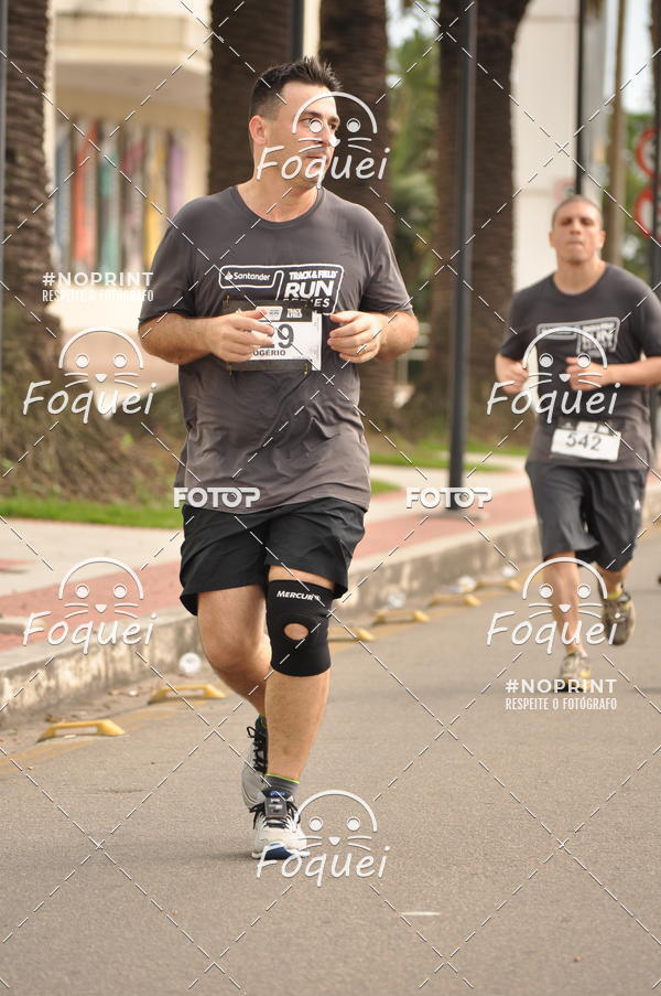Buy your photos of the eventSantander Track&Field  Run Series - Shopping Vitria on Fotop