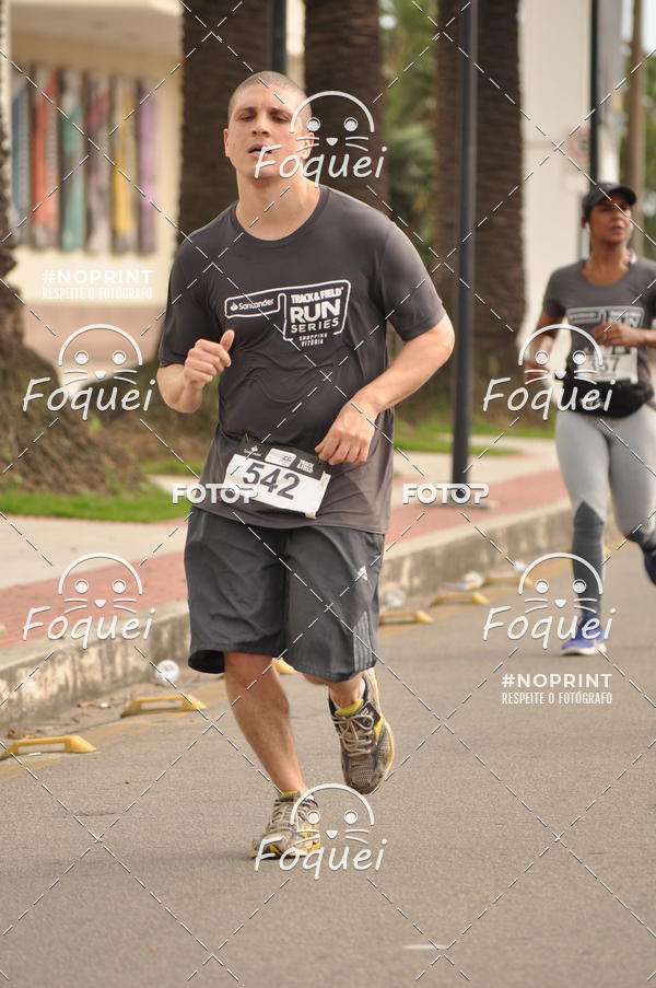 Buy your photos of the eventSantander Track&Field  Run Series - Shopping Vitria on Fotop