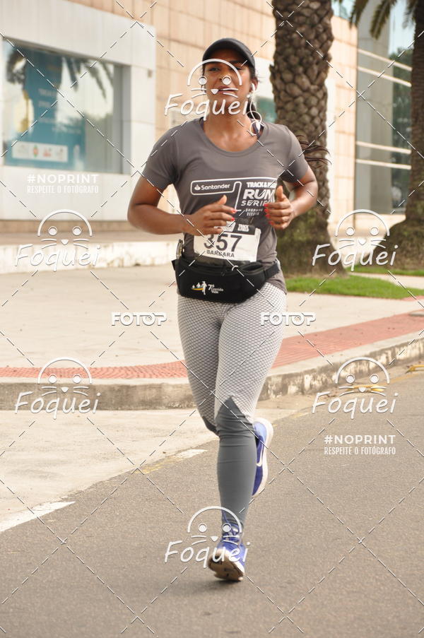 Buy your photos of the eventSantander Track&Field  Run Series - Shopping Vitria on Fotop