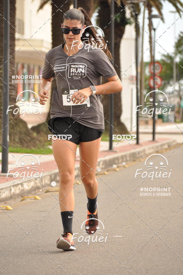 Buy your photos of the eventSantander Track&Field  Run Series - Shopping Vitria on Fotop