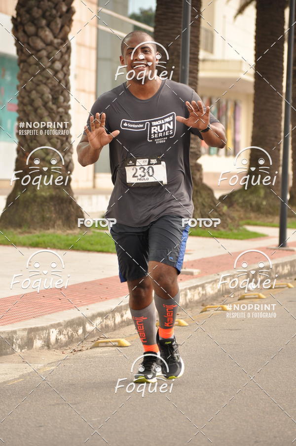 Buy your photos of the eventSantander Track&Field  Run Series - Shopping Vitria on Fotop