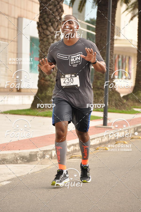 Buy your photos of the eventSantander Track&Field  Run Series - Shopping Vitria on Fotop