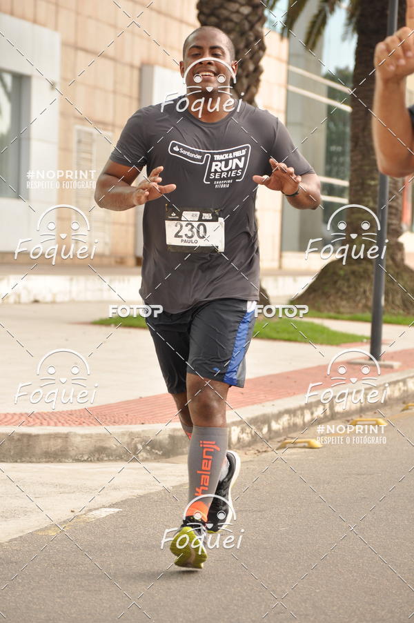 Buy your photos of the eventSantander Track&Field  Run Series - Shopping Vitria on Fotop