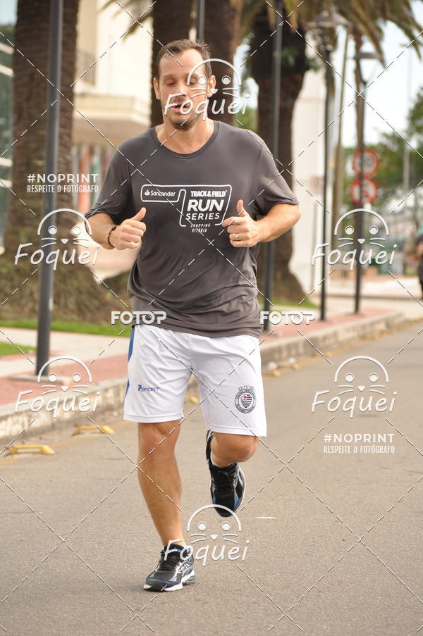 Buy your photos of the eventSantander Track&Field  Run Series - Shopping Vitria on Fotop