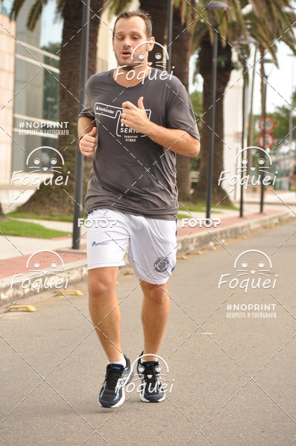 Buy your photos of the eventSantander Track&Field  Run Series - Shopping Vitria on Fotop