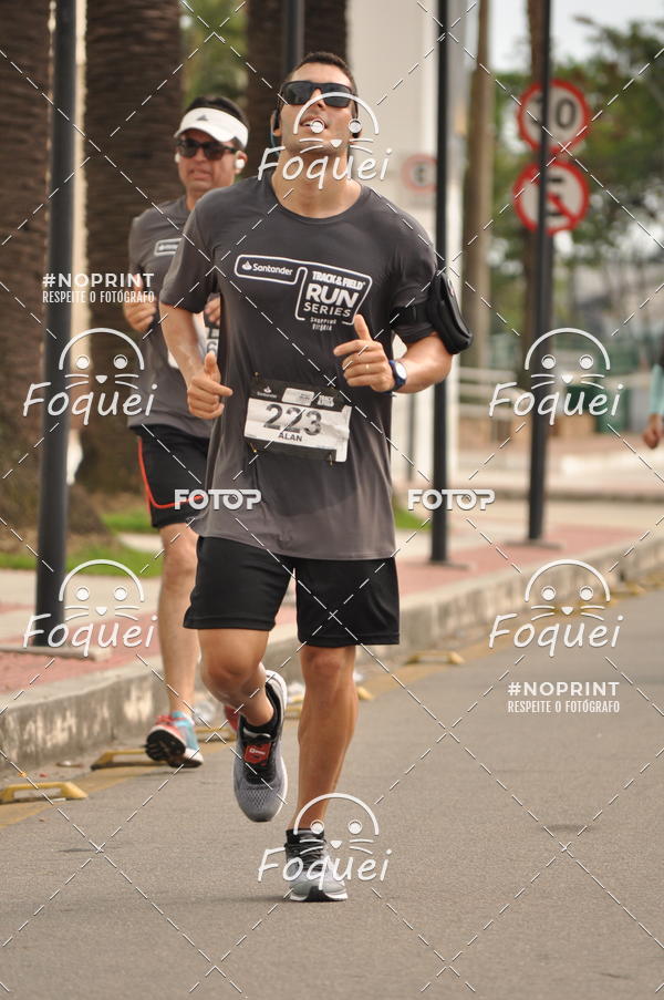 Buy your photos of the eventSantander Track&Field  Run Series - Shopping Vitria on Fotop