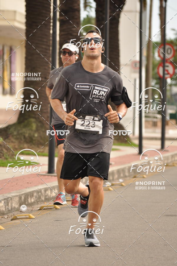 Buy your photos of the eventSantander Track&Field  Run Series - Shopping Vitria on Fotop