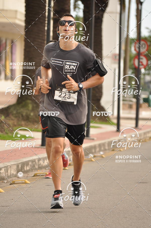 Buy your photos of the eventSantander Track&Field  Run Series - Shopping Vitria on Fotop