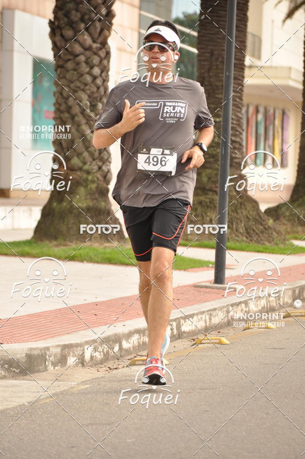 Buy your photos of the eventSantander Track&Field  Run Series - Shopping Vitria on Fotop