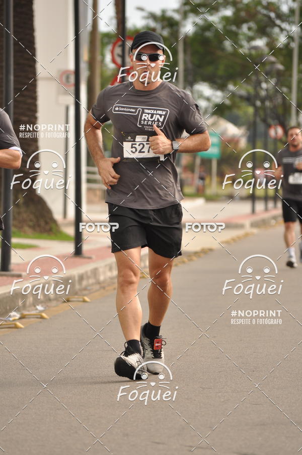 Buy your photos of the eventSantander Track&Field  Run Series - Shopping Vitria on Fotop