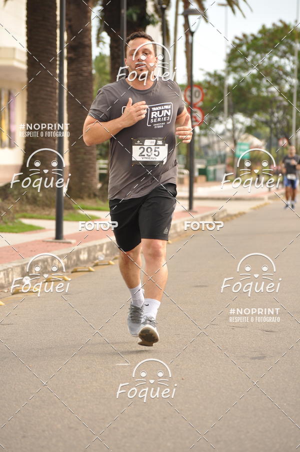 Buy your photos of the eventSantander Track&Field  Run Series - Shopping Vitria on Fotop