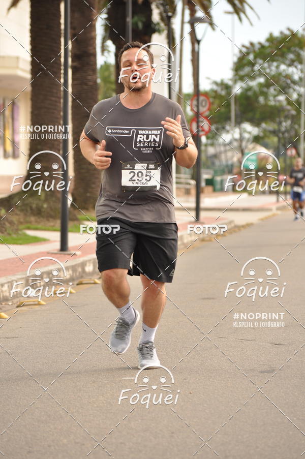 Buy your photos of the eventSantander Track&Field  Run Series - Shopping Vitria on Fotop