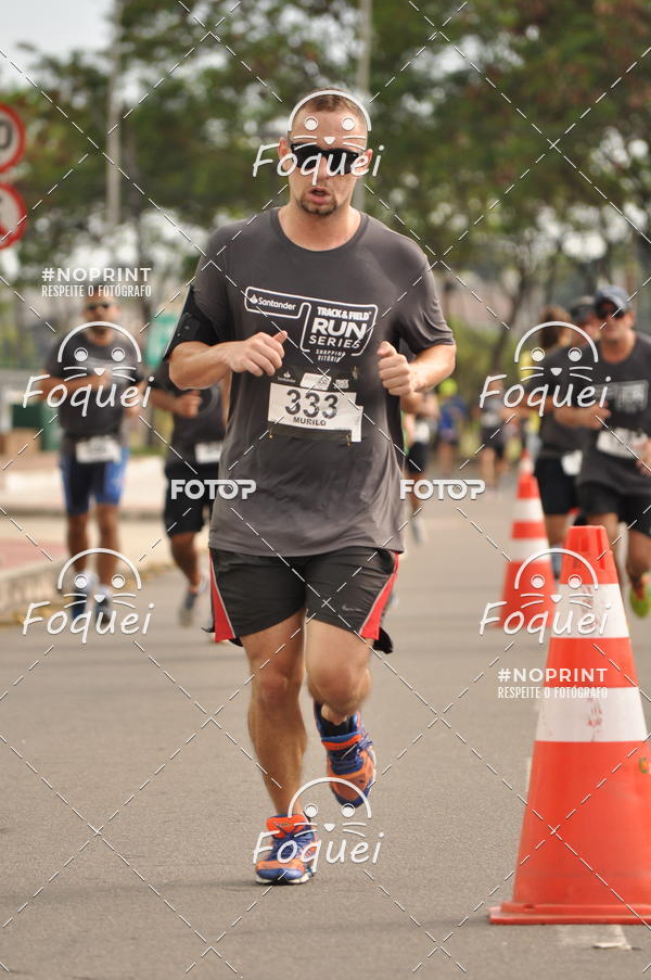 Buy your photos of the eventSantander Track&Field  Run Series - Shopping Vitria on Fotop