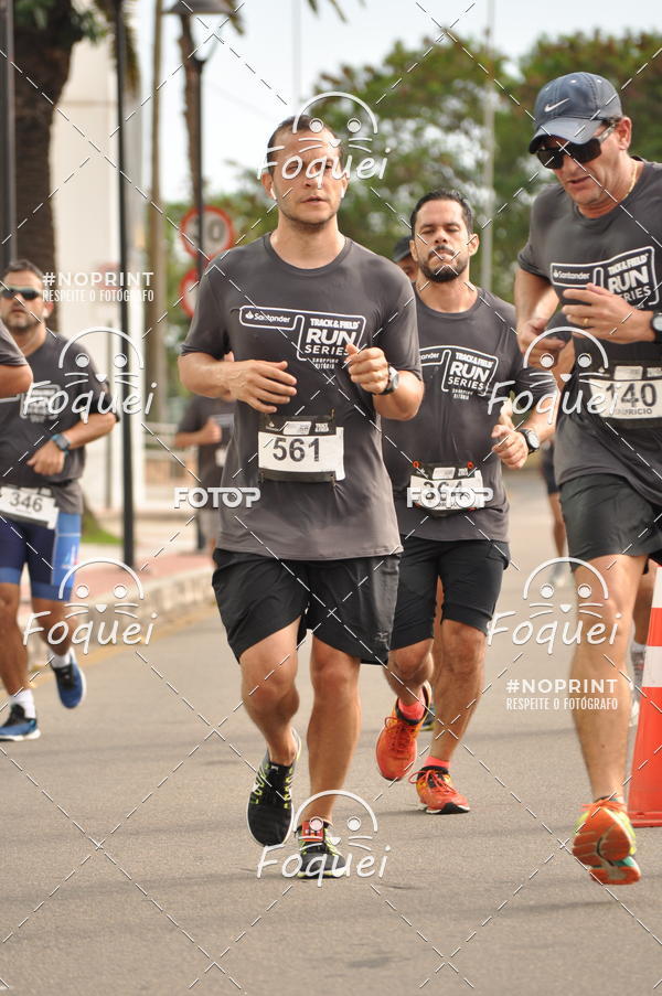 Buy your photos of the eventSantander Track&Field  Run Series - Shopping Vitria on Fotop