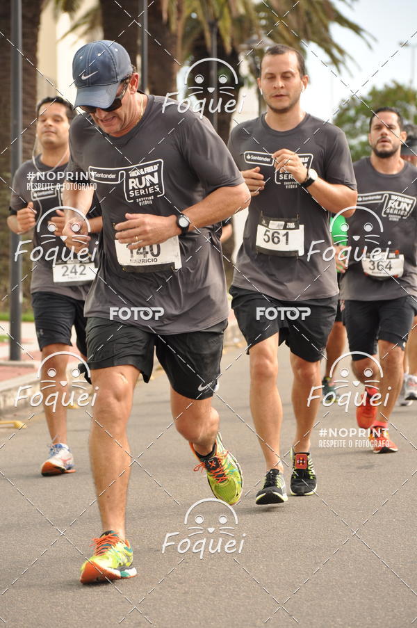 Buy your photos of the eventSantander Track&Field  Run Series - Shopping Vitria on Fotop