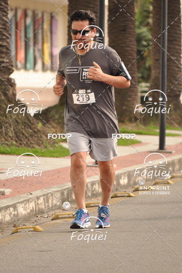 Buy your photos of the eventSantander Track&Field  Run Series - Shopping Vitria on Fotop
