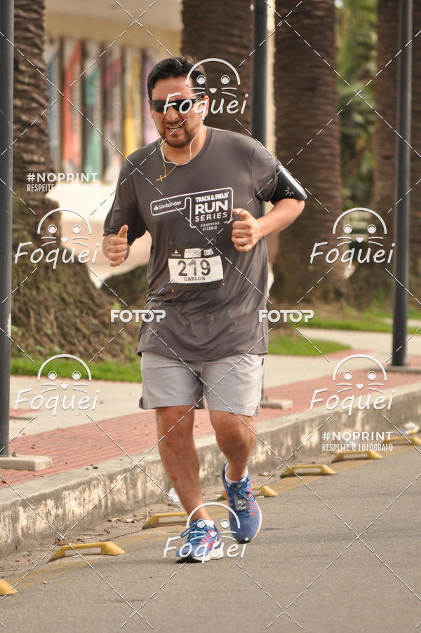 Buy your photos of the eventSantander Track&Field  Run Series - Shopping Vitria on Fotop