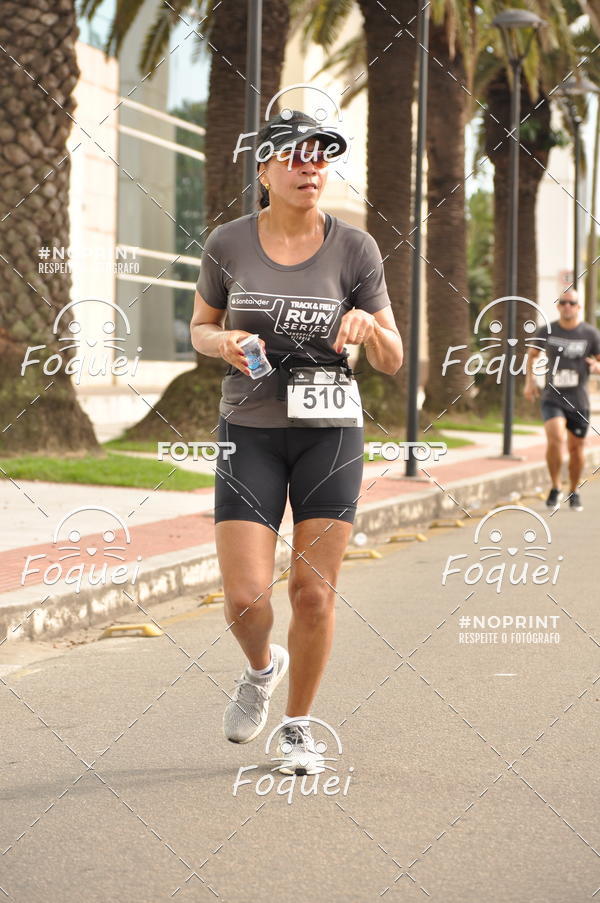 Buy your photos of the eventSantander Track&Field  Run Series - Shopping Vitria on Fotop