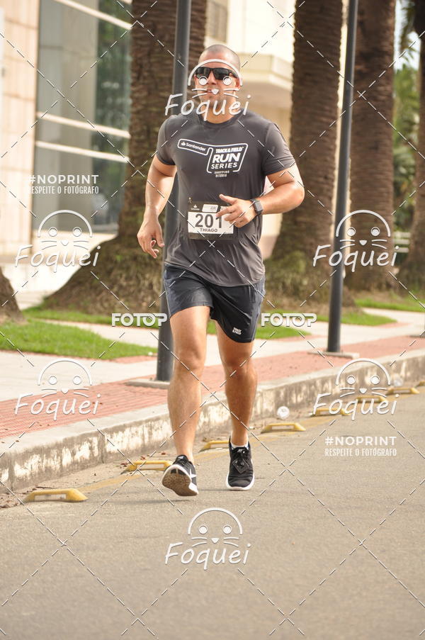 Buy your photos of the eventSantander Track&Field  Run Series - Shopping Vitria on Fotop