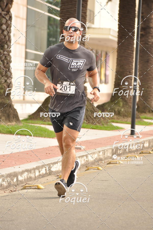 Buy your photos of the eventSantander Track&Field  Run Series - Shopping Vitria on Fotop