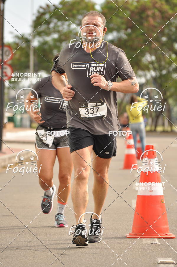 Buy your photos of the eventSantander Track&Field  Run Series - Shopping Vitria on Fotop