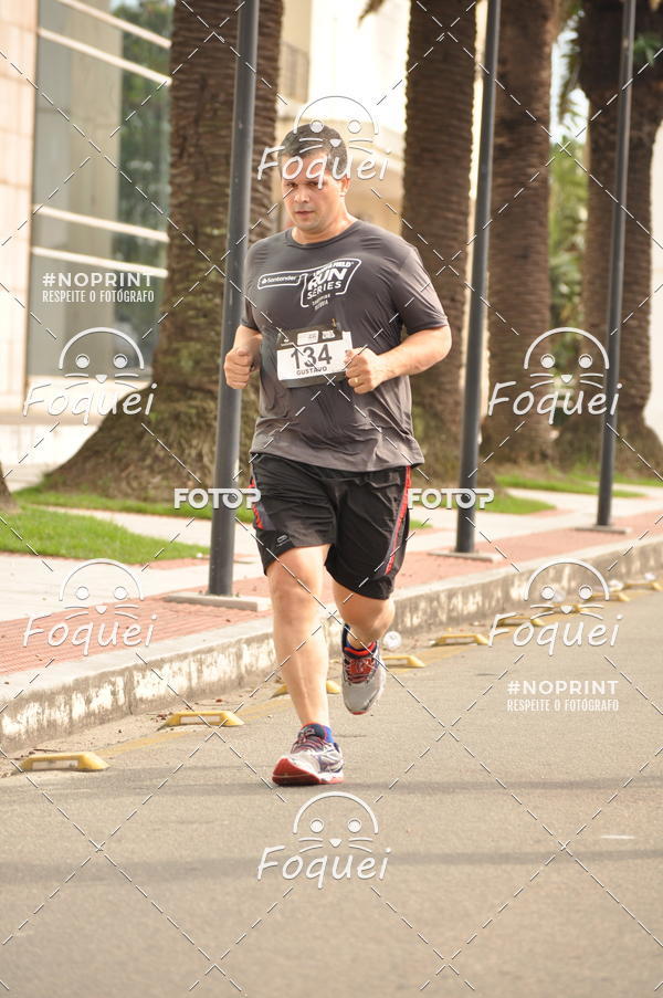 Buy your photos of the eventSantander Track&Field  Run Series - Shopping Vitria on Fotop