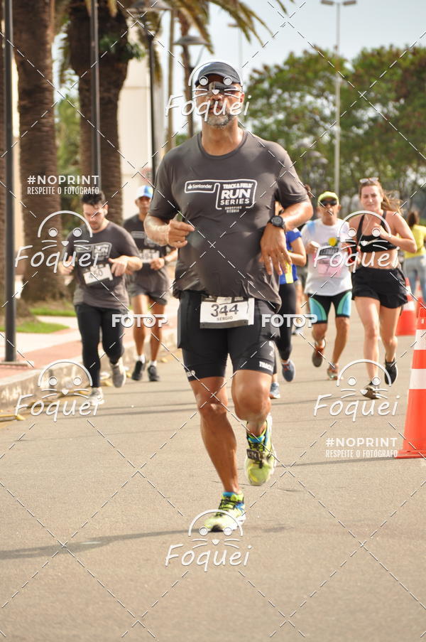 Buy your photos of the eventSantander Track&Field  Run Series - Shopping Vitria on Fotop