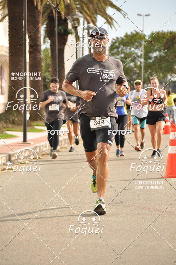 Buy your photos of the eventSantander Track&Field  Run Series - Shopping Vitria on Fotop