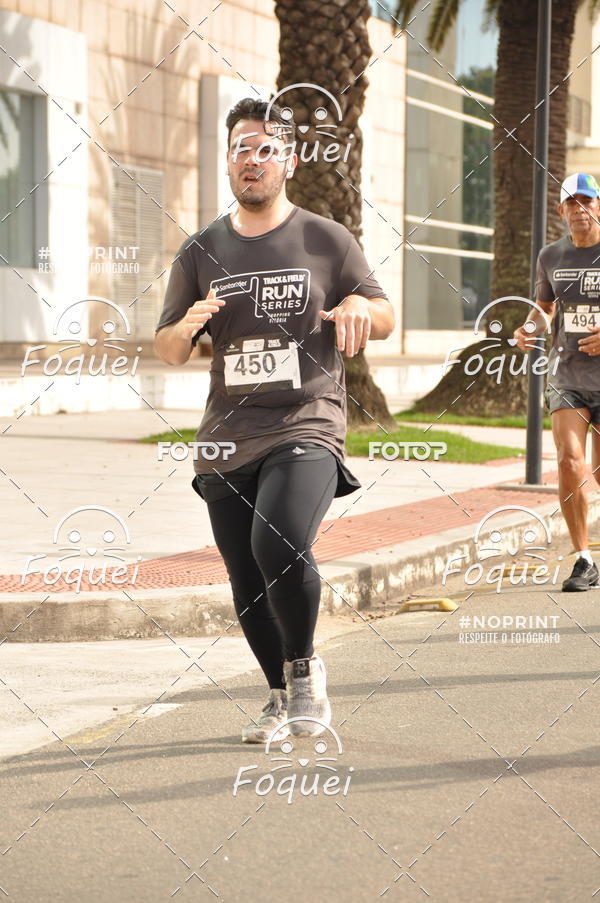 Buy your photos of the eventSantander Track&Field  Run Series - Shopping Vitria on Fotop