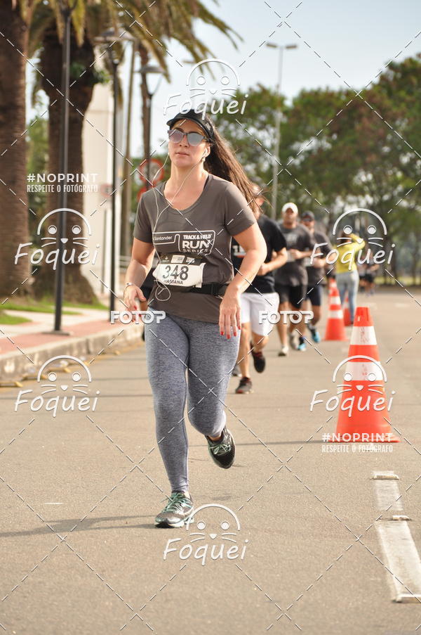 Buy your photos of the eventSantander Track&Field  Run Series - Shopping Vitria on Fotop