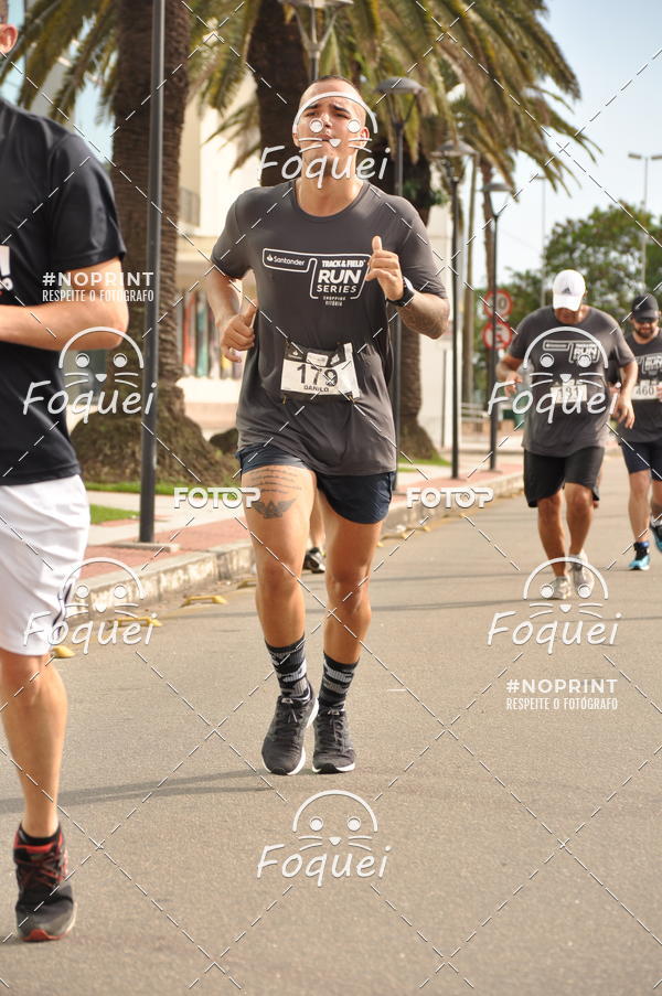 Buy your photos of the eventSantander Track&Field  Run Series - Shopping Vitria on Fotop
