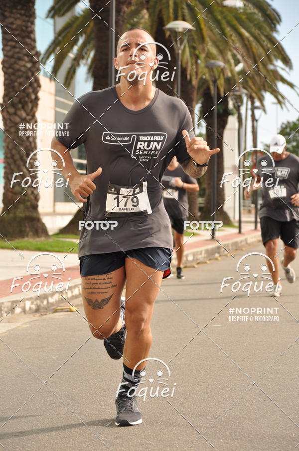 Buy your photos of the eventSantander Track&Field  Run Series - Shopping Vitria on Fotop