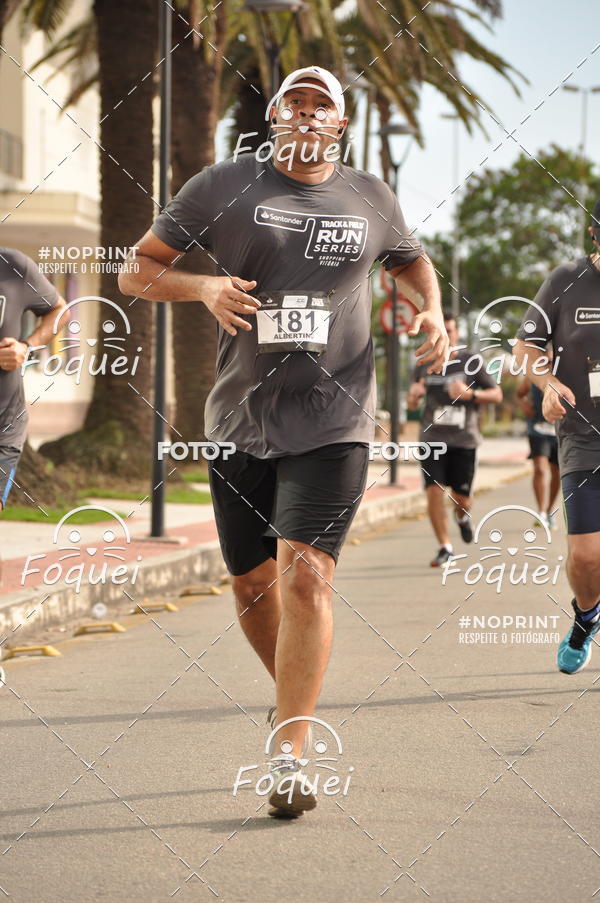 Buy your photos of the eventSantander Track&Field  Run Series - Shopping Vitria on Fotop