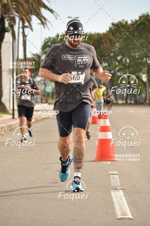 Buy your photos of the eventSantander Track&Field  Run Series - Shopping Vitria on Fotop