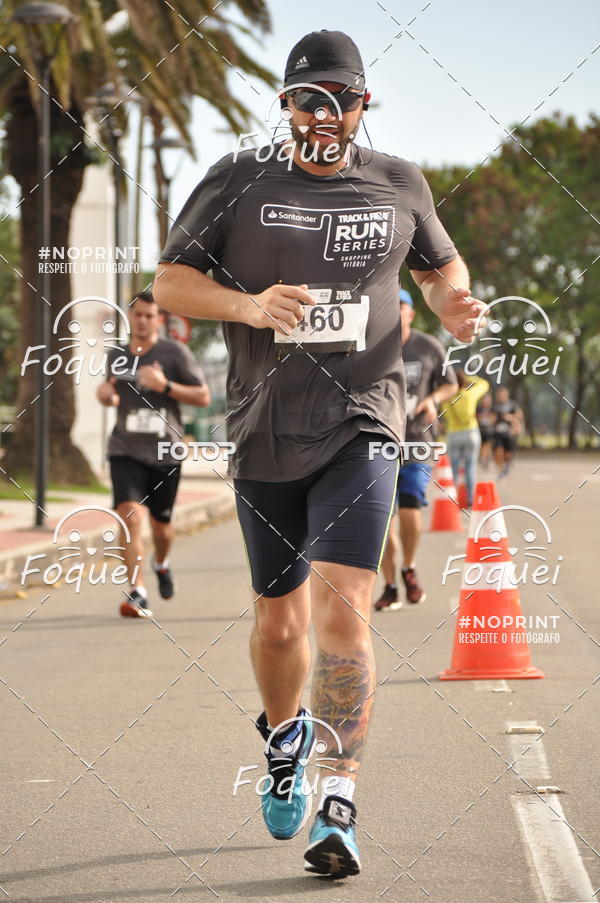 Buy your photos of the eventSantander Track&Field  Run Series - Shopping Vitria on Fotop